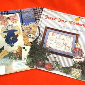 Vtg 1990s - Lot of 2 - Tole Painting Instruction Books - Folk Country‎ Art